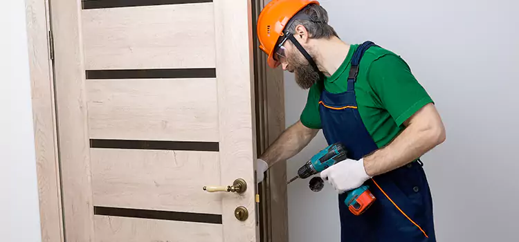 Replace Internal Door Handle with Lock Clinton